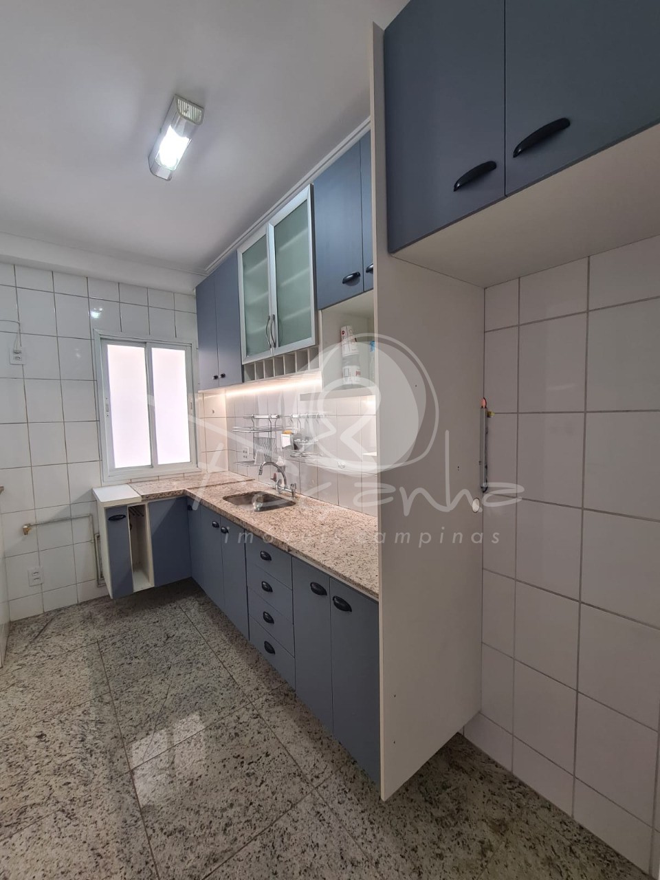 Apartamento à venda com 3 quartos, 75m² - Foto 27