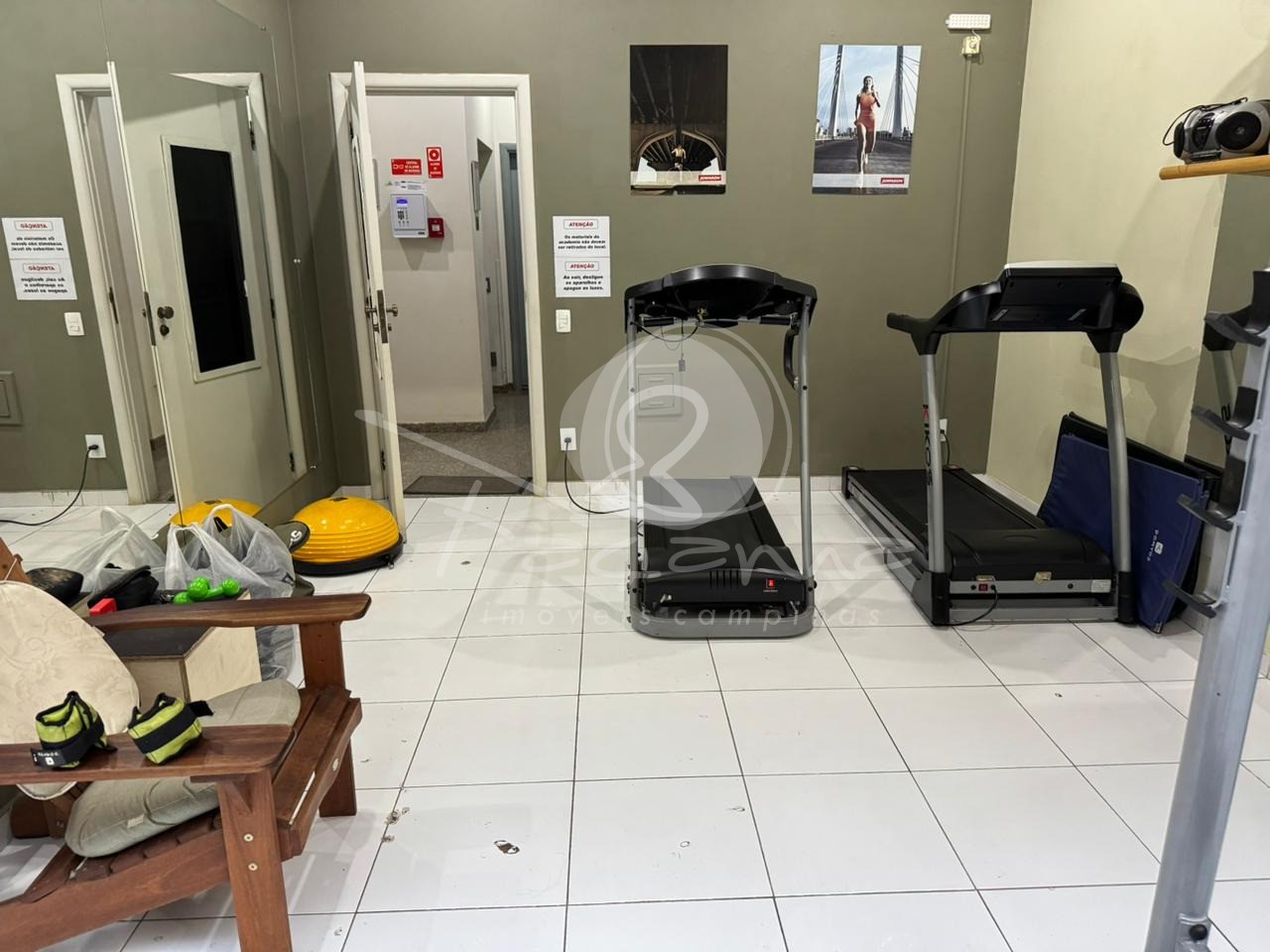Apartamento à venda e aluguel com 3 quartos, 200m² - Foto 36