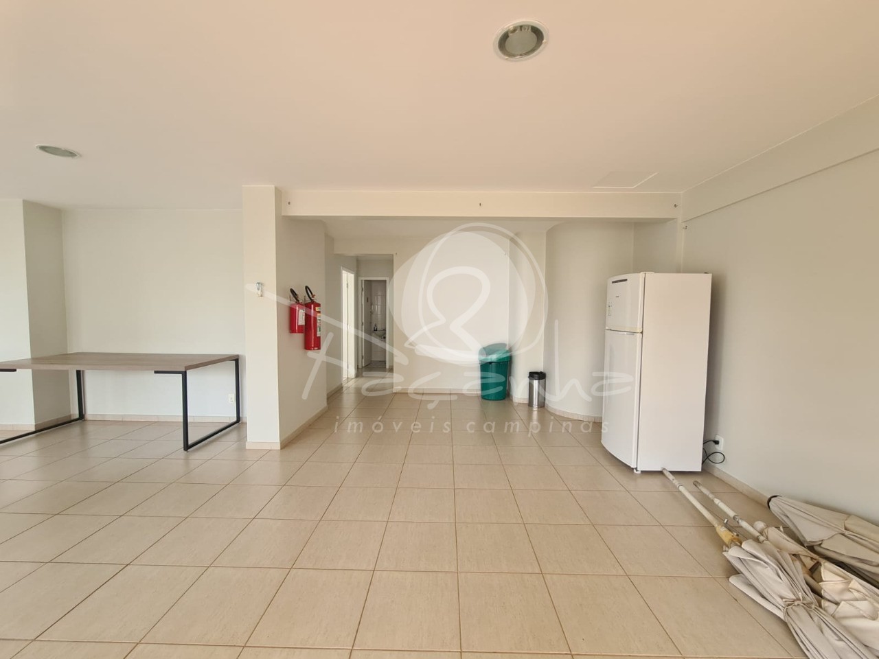 Apartamento para alugar com 3 quartos, 98m² - Foto 32