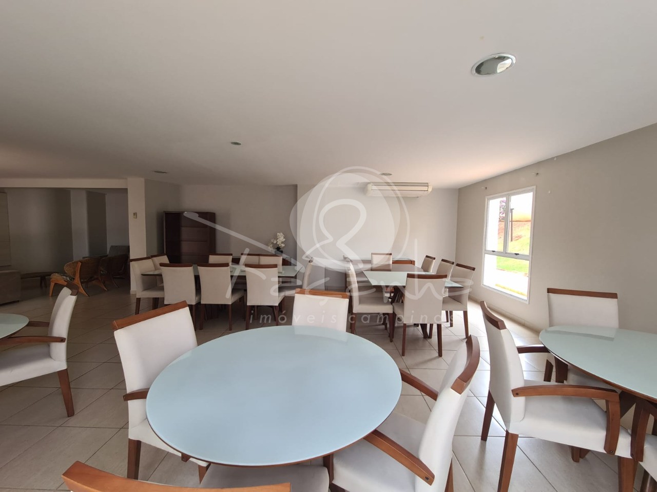 Apartamento para alugar com 3 quartos, 98m² - Foto 34