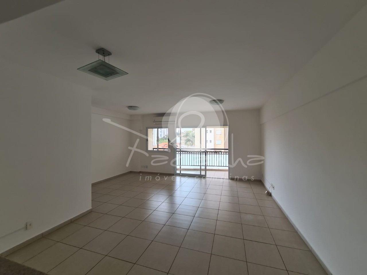 Apartamento para alugar com 3 quartos, 98m² - Foto 2