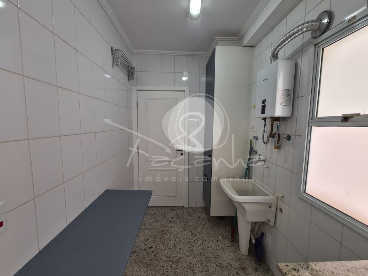 Apartamento à venda com 3 quartos, 75m² - Foto 32