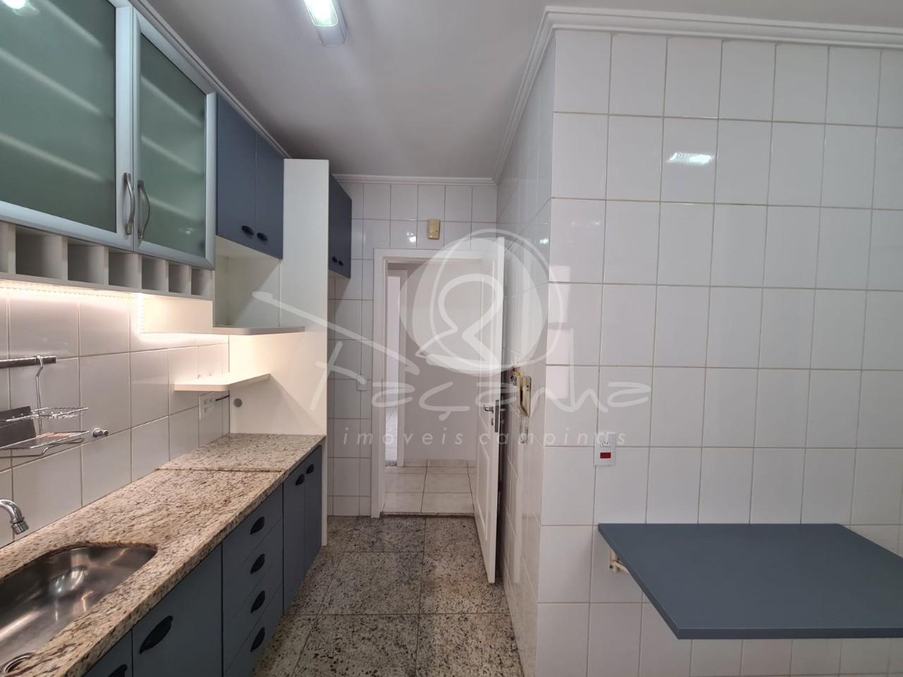 Apartamento à venda com 3 quartos, 75m² - Foto 31