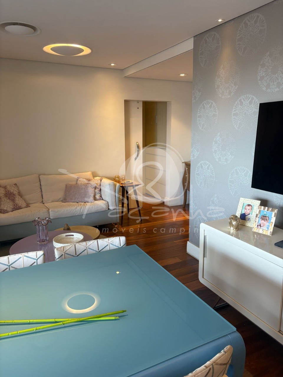 Apartamento à venda com 3 quartos, 117m² - Foto 3