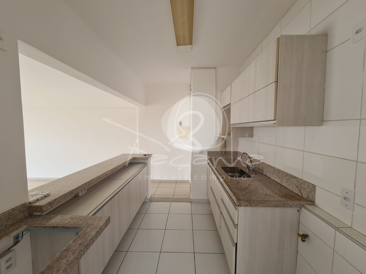Apartamento para alugar com 3 quartos, 98m² - Foto 26