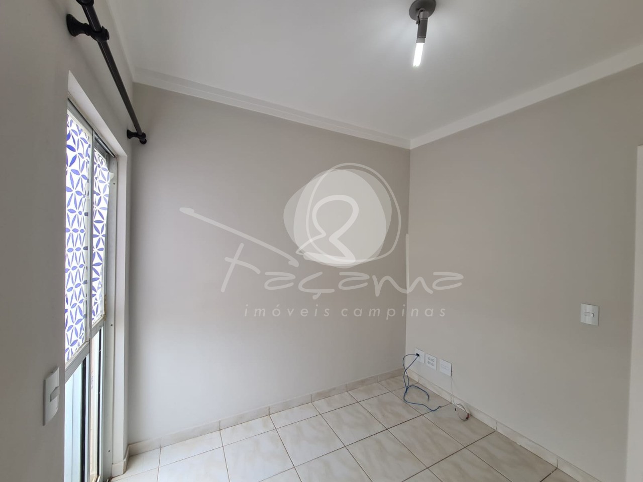 Apartamento à venda com 3 quartos, 75m² - Foto 11