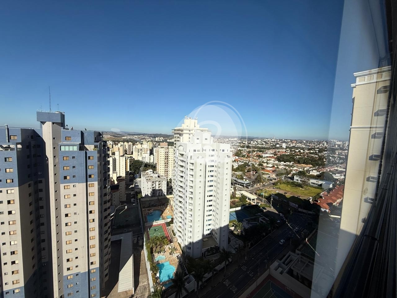 Apartamento para alugar com 3 quartos, 117m² - Foto 9