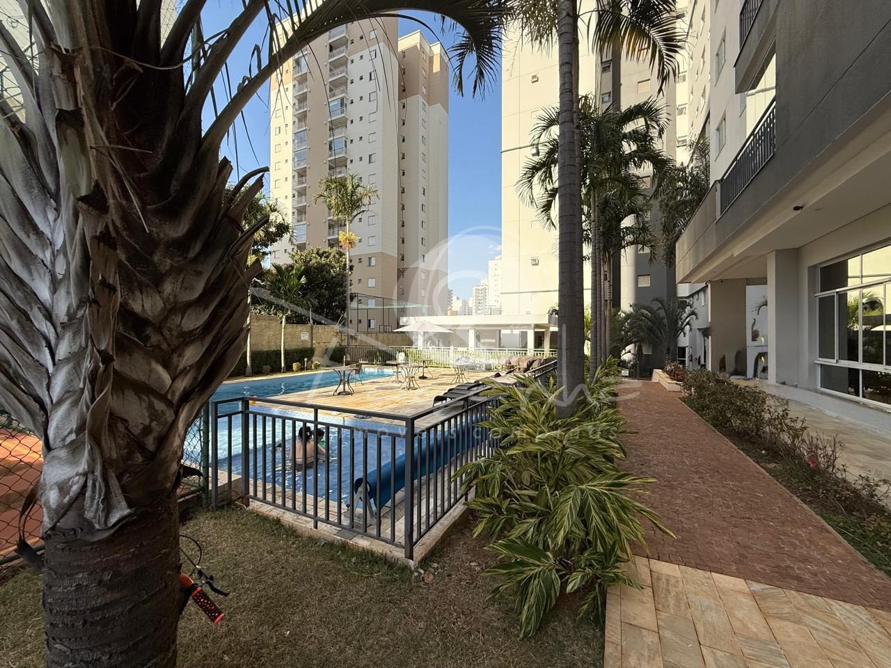 Apartamento à venda com 2 quartos, 67m² - Foto 27