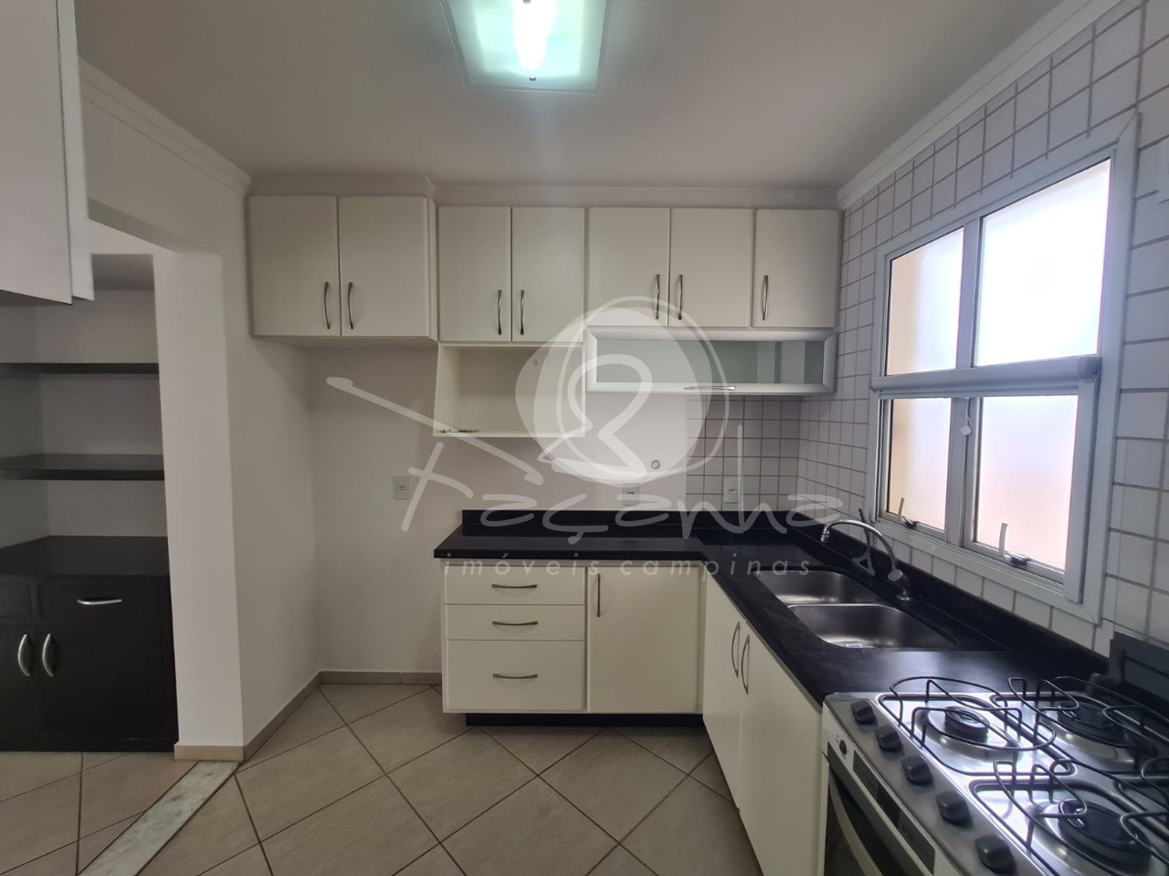 Apartamento para alugar com 3 quartos, 98m² - Foto 29