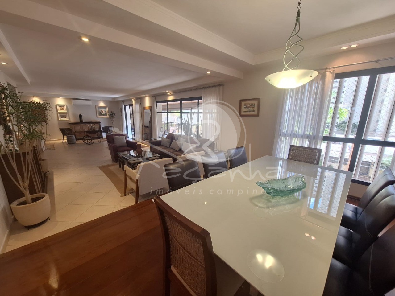 Apartamento, 4 quartos, 330 m² - Foto 1