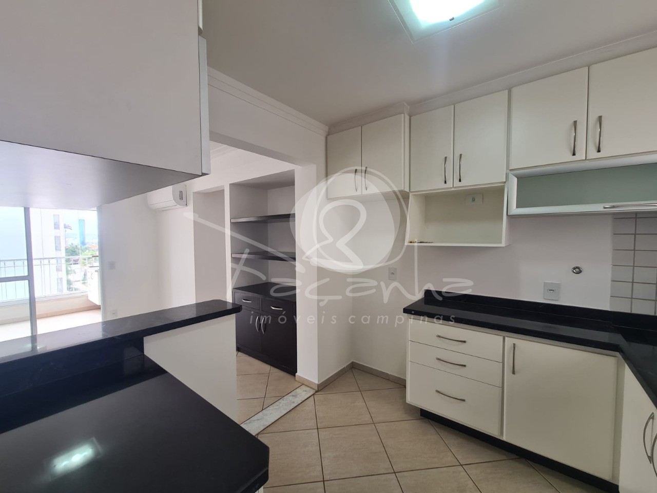 Apartamento para alugar com 3 quartos, 98m² - Foto 32