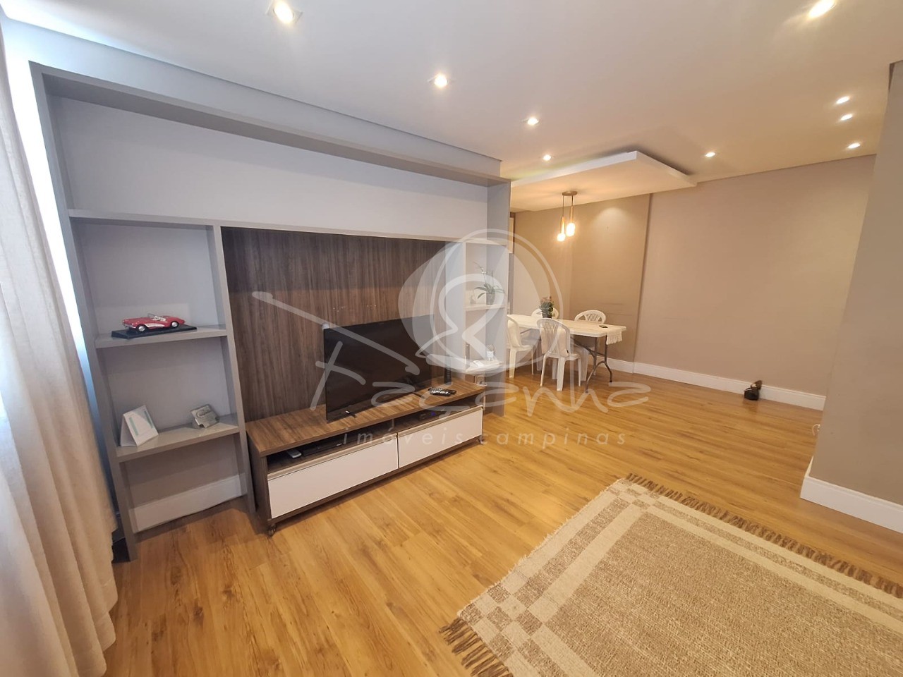 Apartamento à venda com 2 quartos, 100m² - Foto 1