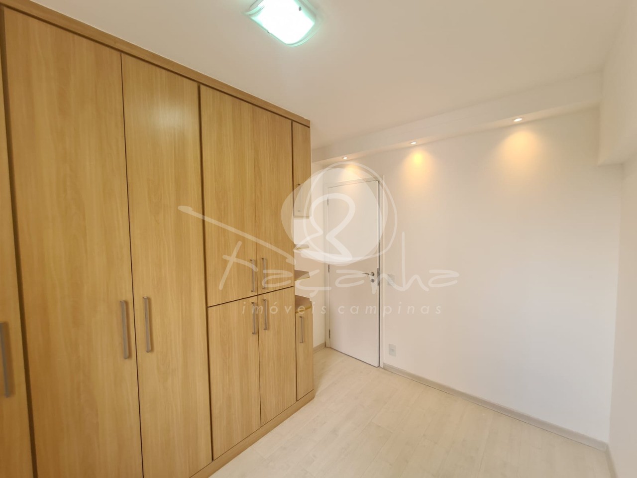 Apartamento para alugar com 3 quartos, 98m² - Foto 14
