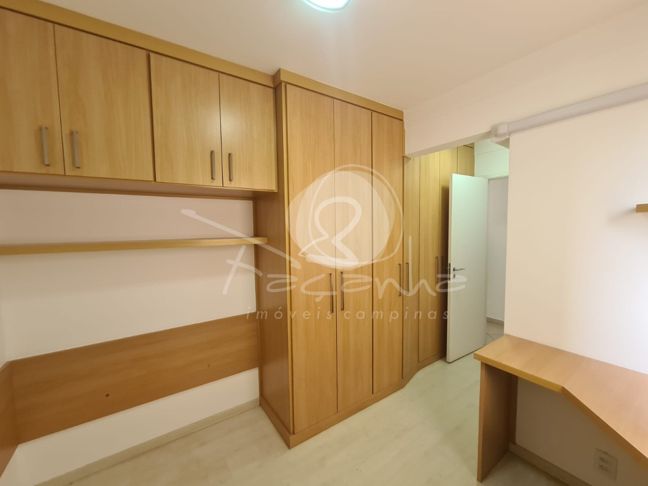 Apartamento para alugar com 3 quartos, 98m² - Foto 20