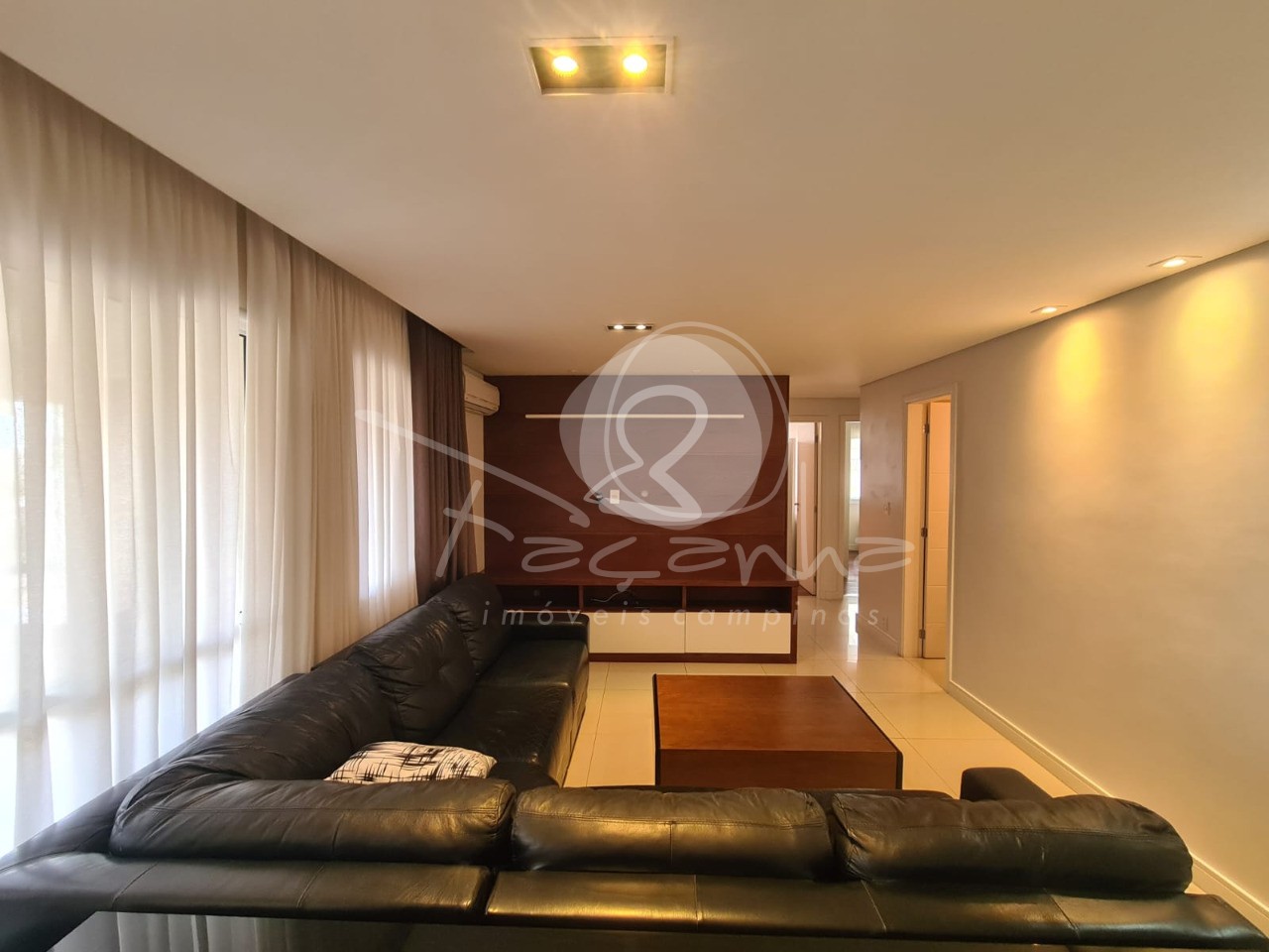 Apartamento para alugar com 3 quartos, 92m² - Foto 1