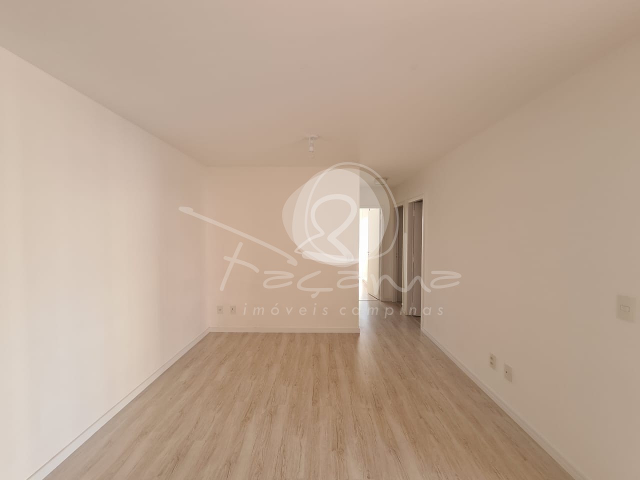 Apartamento à venda com 3 quartos, 78m² - Foto 4