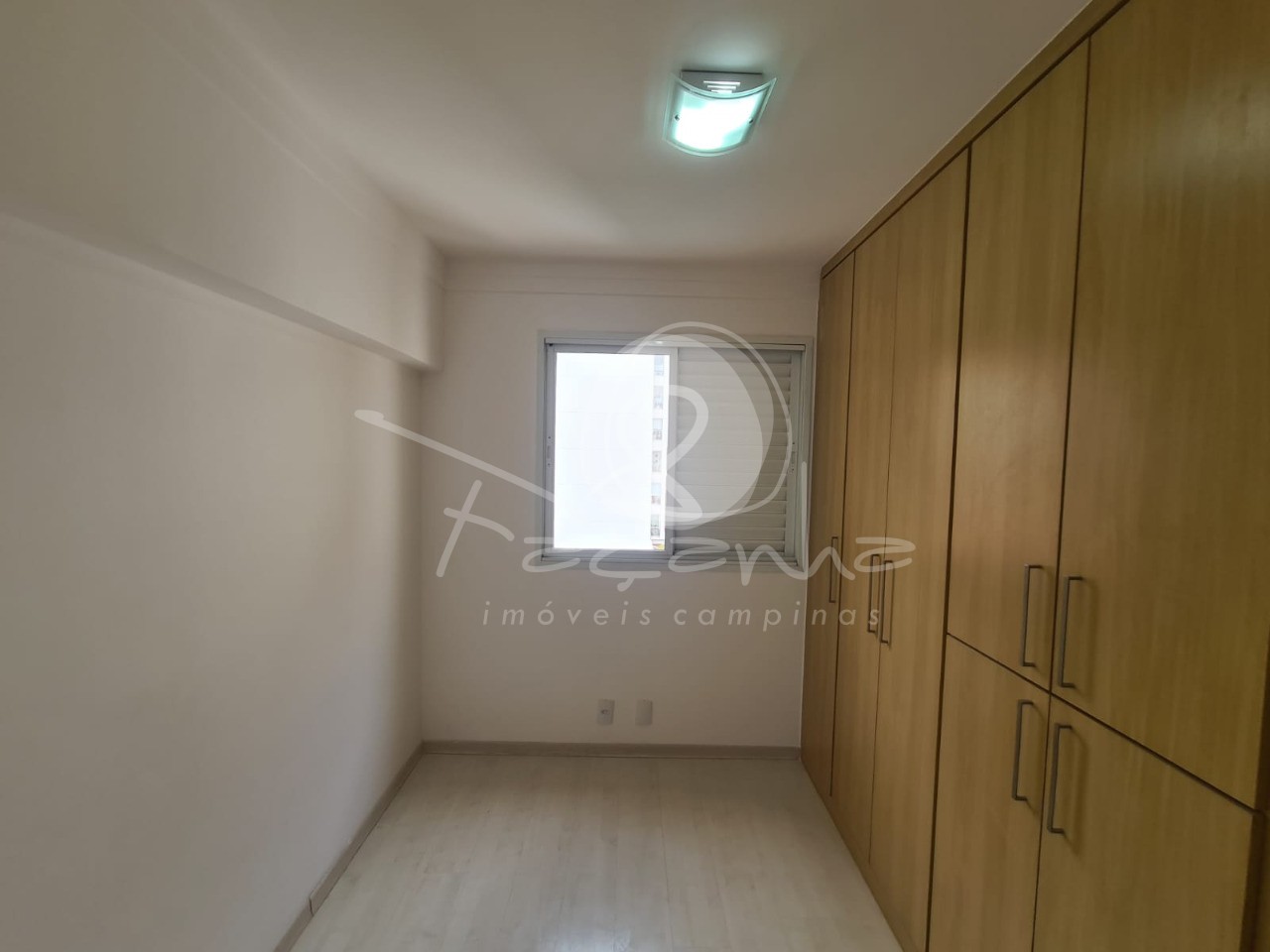 Apartamento para alugar com 3 quartos, 98m² - Foto 13