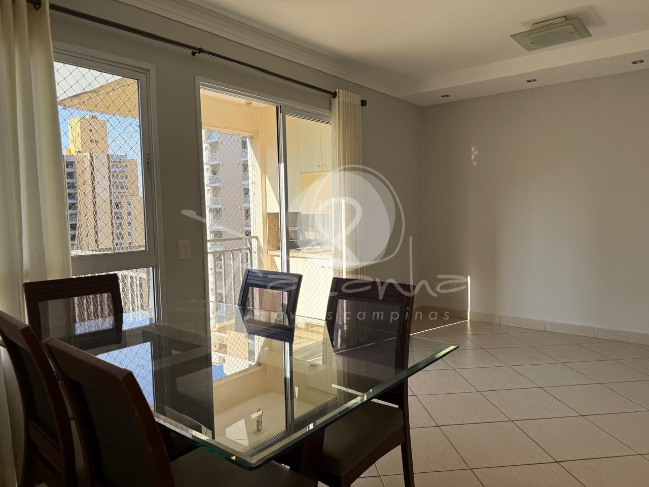 Apartamento à venda com 2 quartos, 67m² - Foto 3