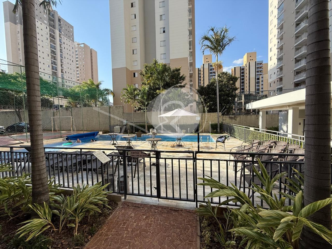 Apartamento à venda com 2 quartos, 67m² - Foto 25
