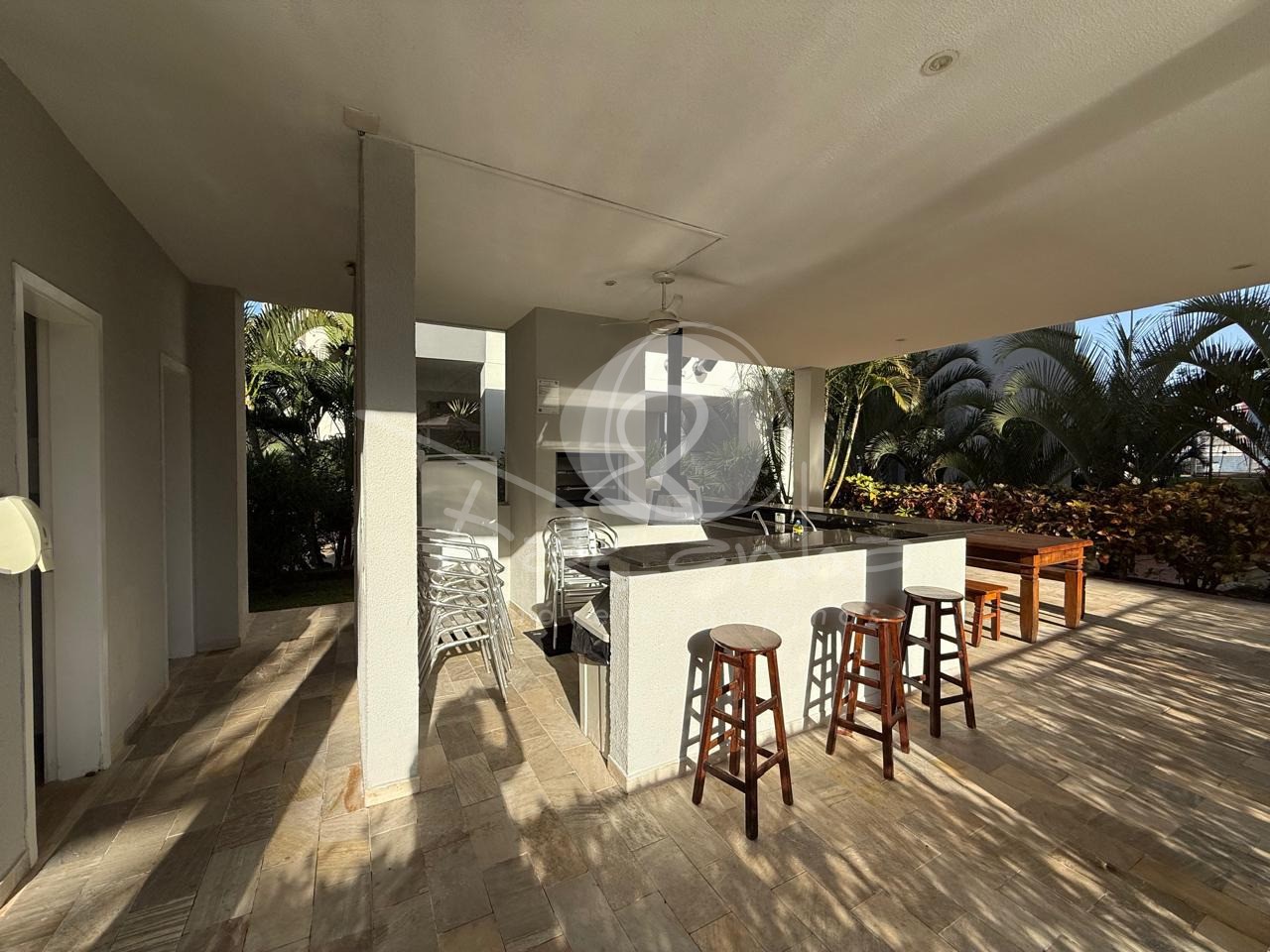 Apartamento à venda com 2 quartos, 67m² - Foto 29