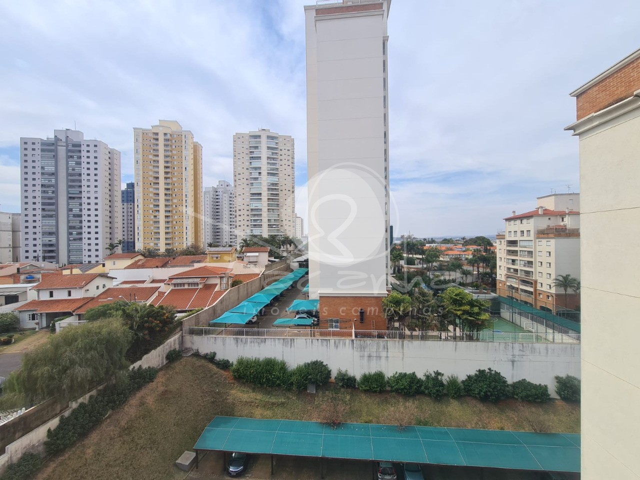 Apartamento para alugar com 3 quartos, 98m² - Foto 11