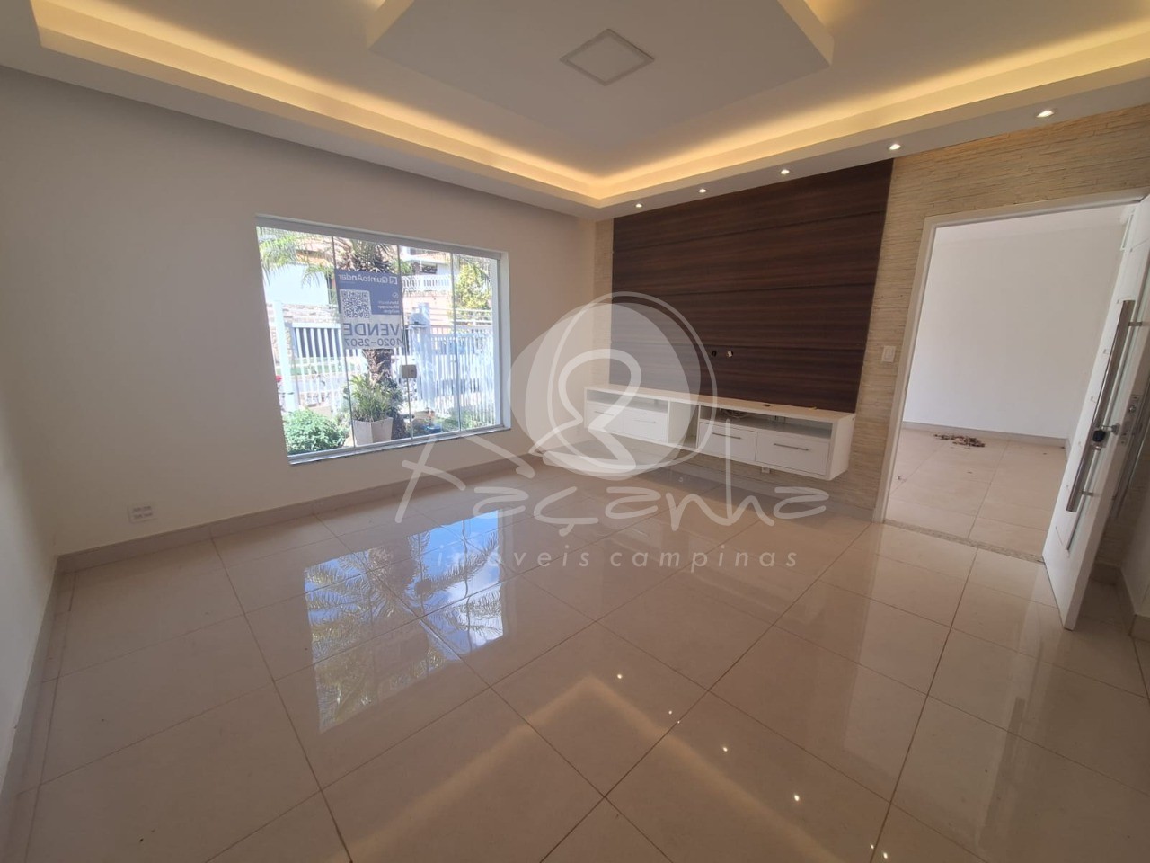 Casa de Condomínio à venda e aluguel com 3 quartos, 455m² - Foto 2