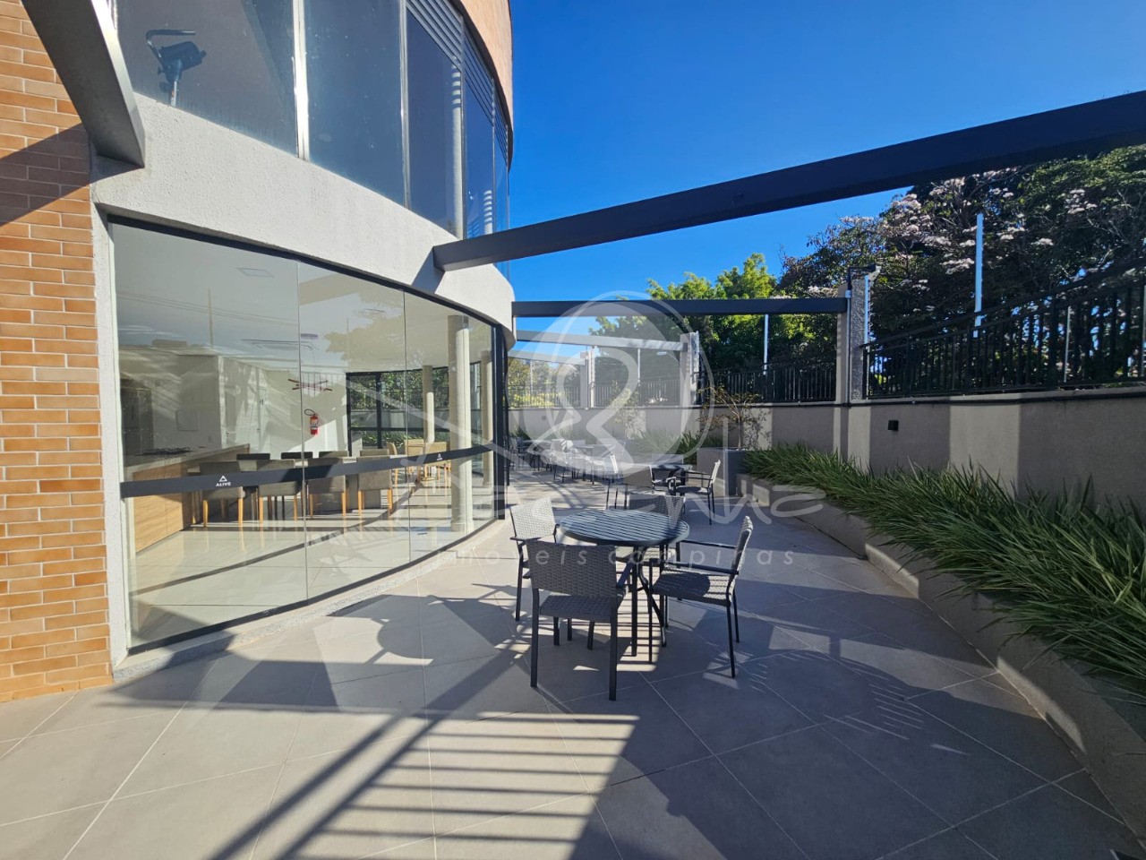 Apartamento à venda e aluguel com 2 quartos, 76m² - Foto 23