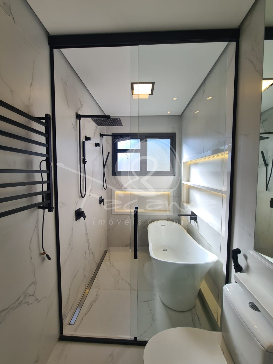 Casa de Condomínio à venda com 3 quartos, 300m² - Foto 29