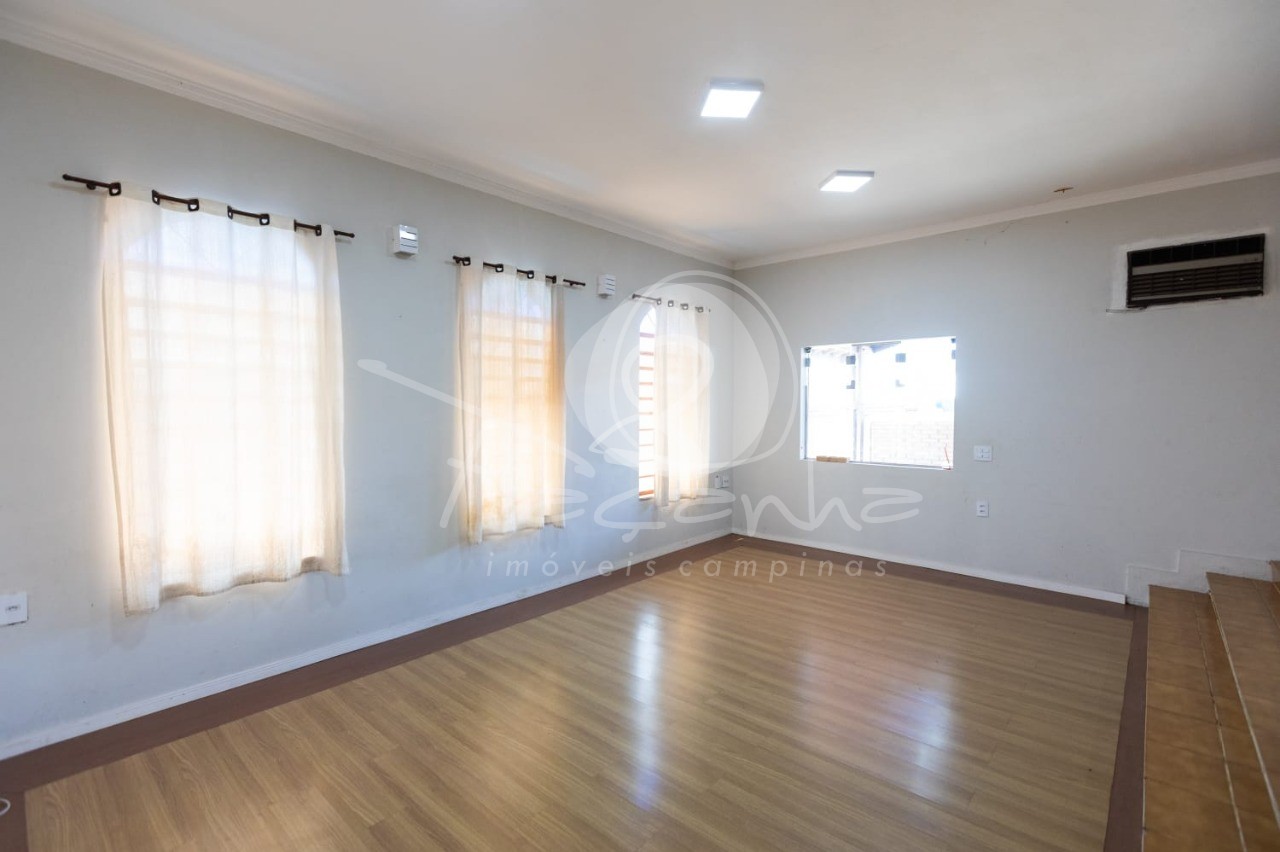 Casa à venda com 3 quartos, 233m² - Foto 7