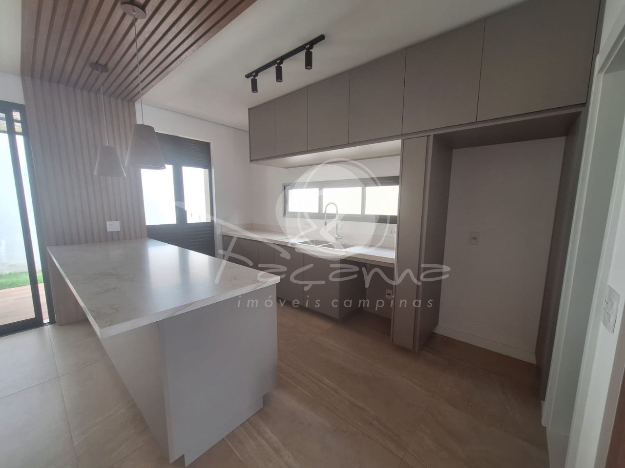 Casa de Condomínio para alugar com 3 quartos, 156m² - Foto 9