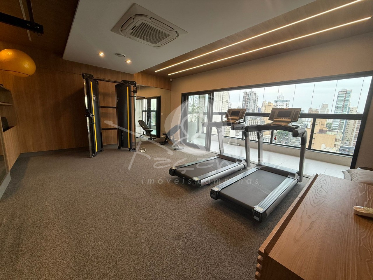 Apartamento para alugar com 1 quarto, 57m² - Foto 34
