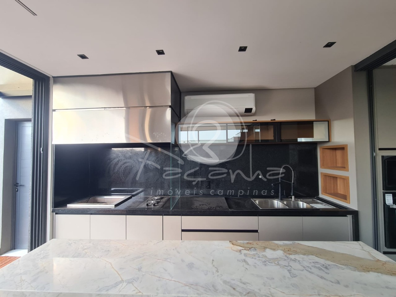 Casa de Condomínio à venda com 3 quartos, 300m² - Foto 35