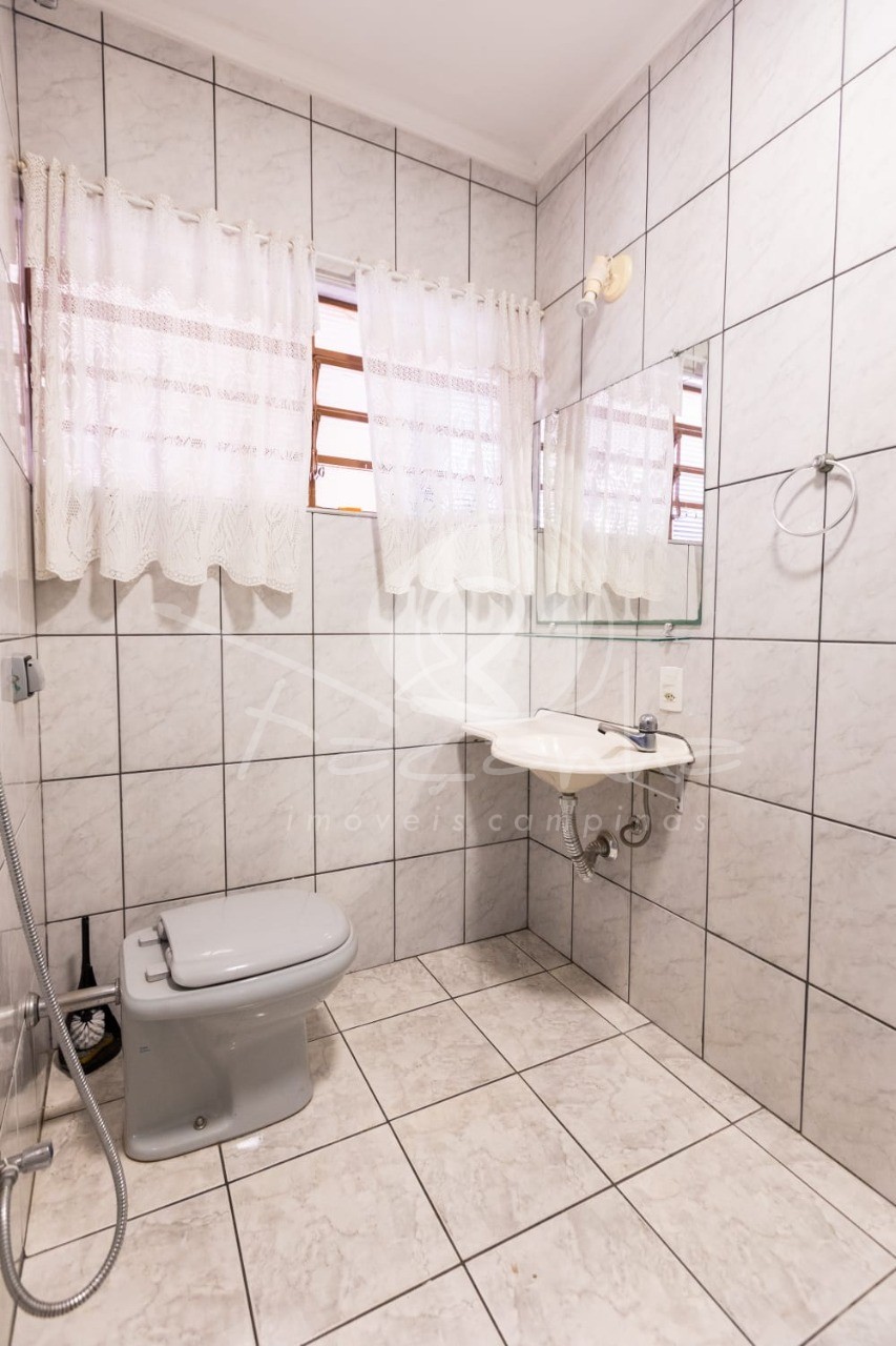 Casa à venda com 3 quartos, 233m² - Foto 16