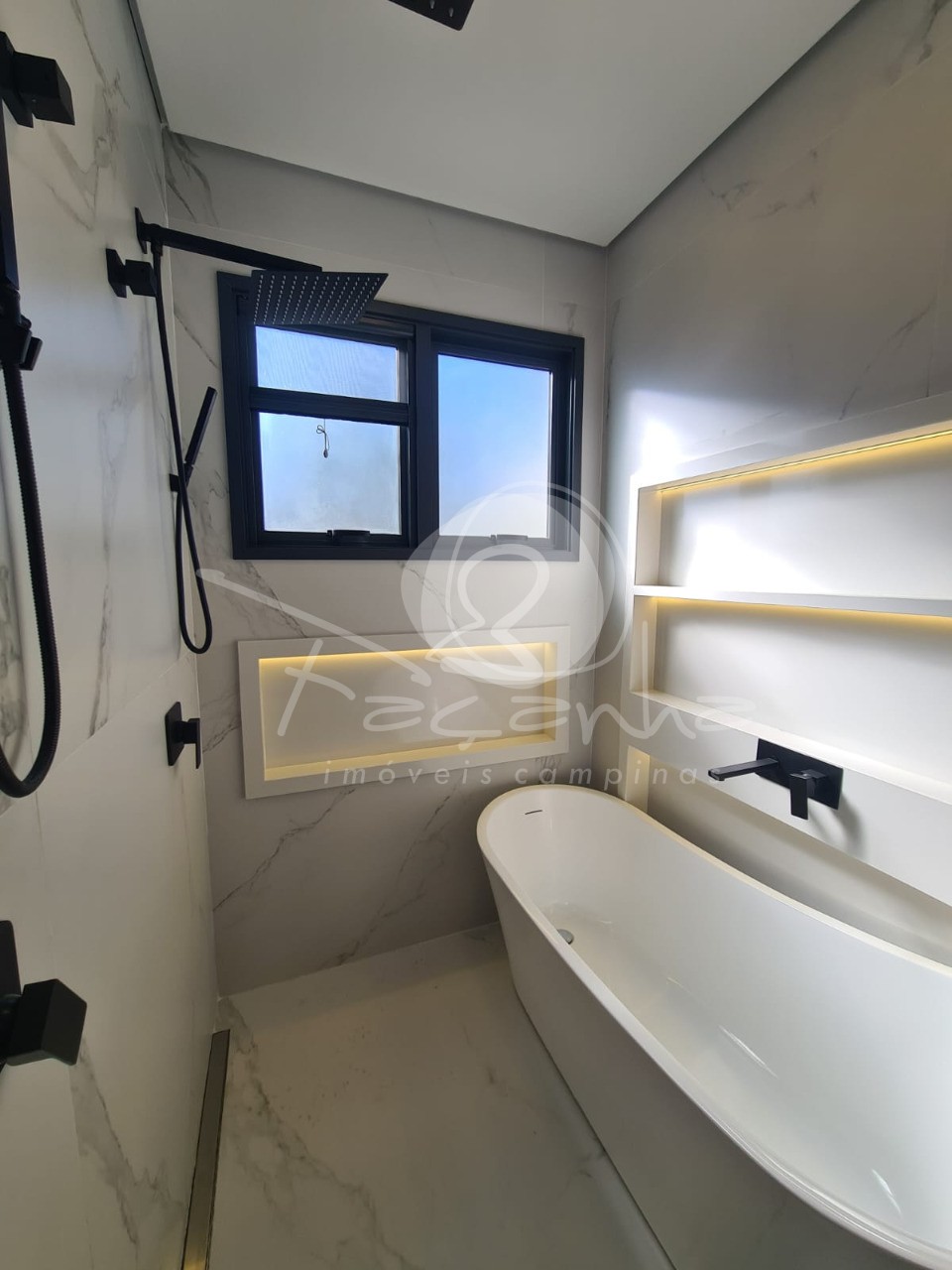 Casa de Condomínio à venda com 3 quartos, 300m² - Foto 30