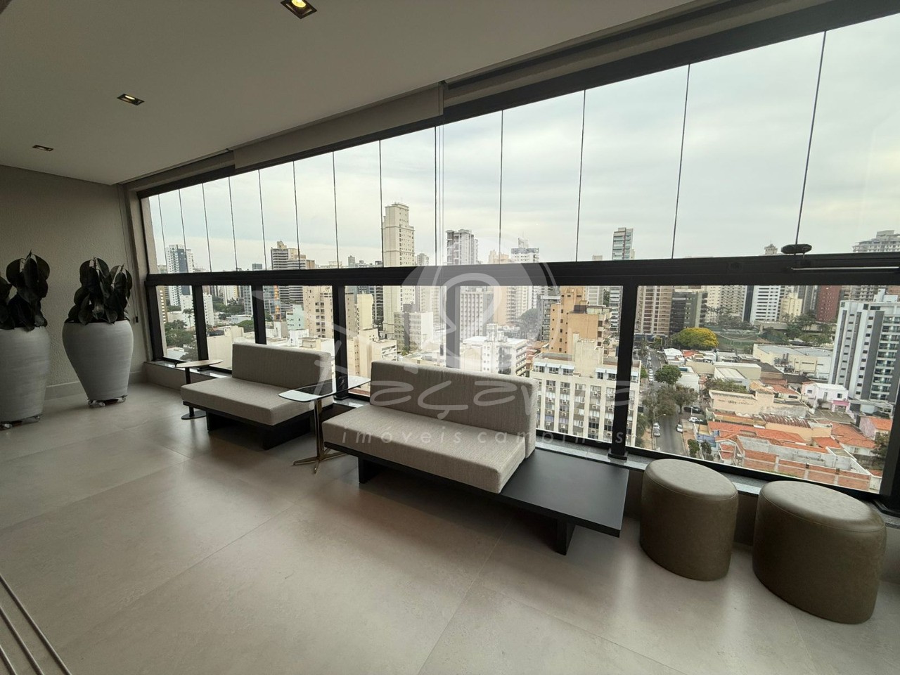 Apartamento para alugar com 1 quarto, 57m² - Foto 30