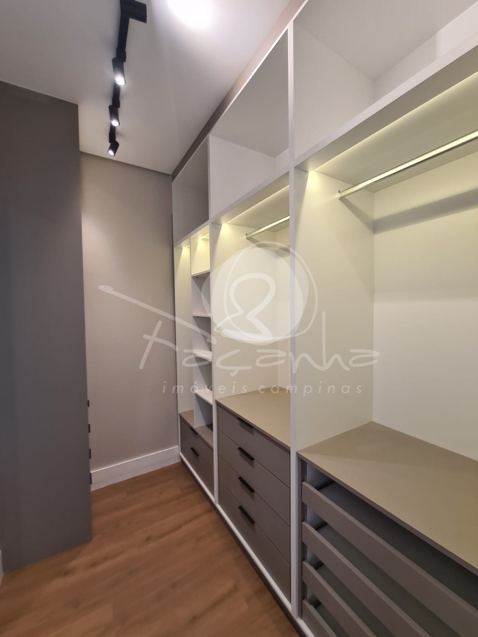 Casa de Condomínio à venda com 3 quartos, 300m² - Foto 27