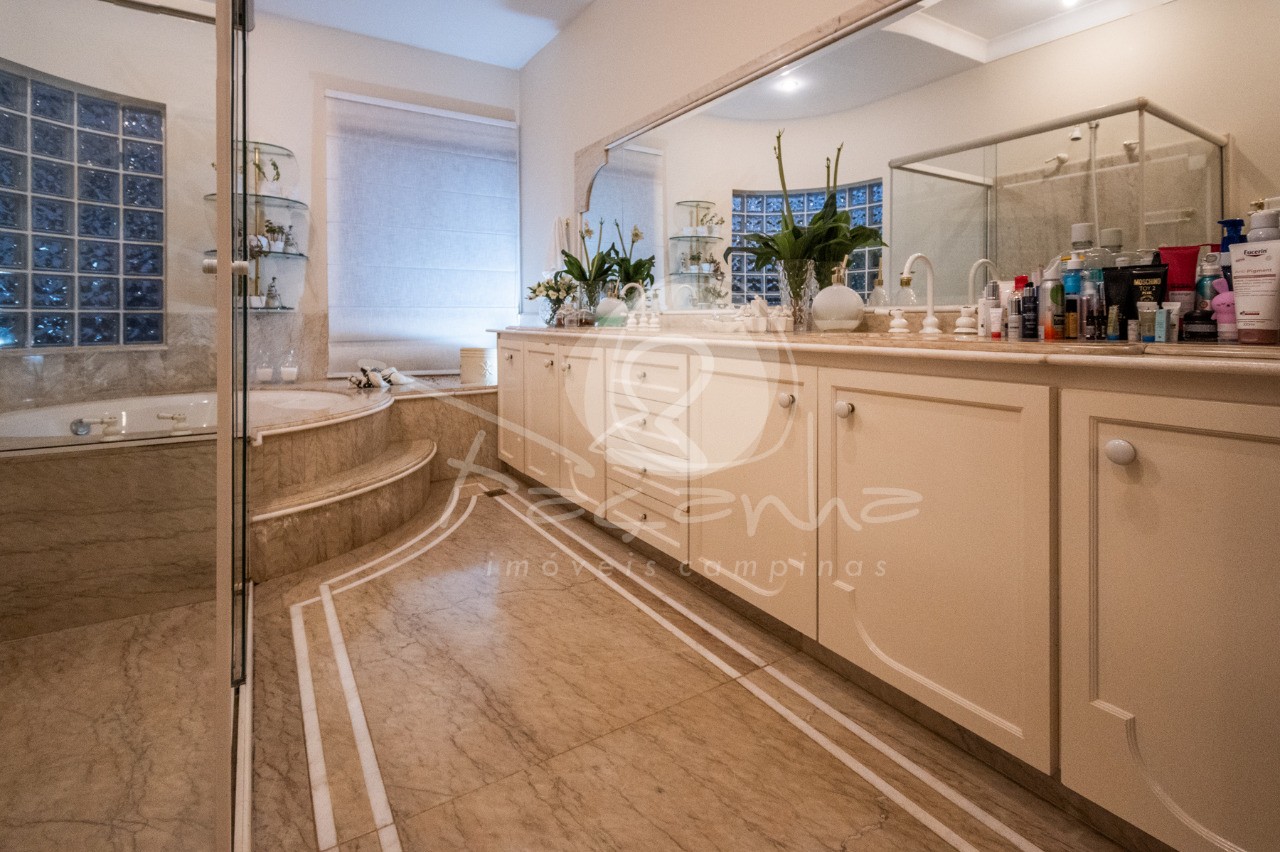 Casa de Condomínio à venda com 4 quartos, 750m² - Foto 52
