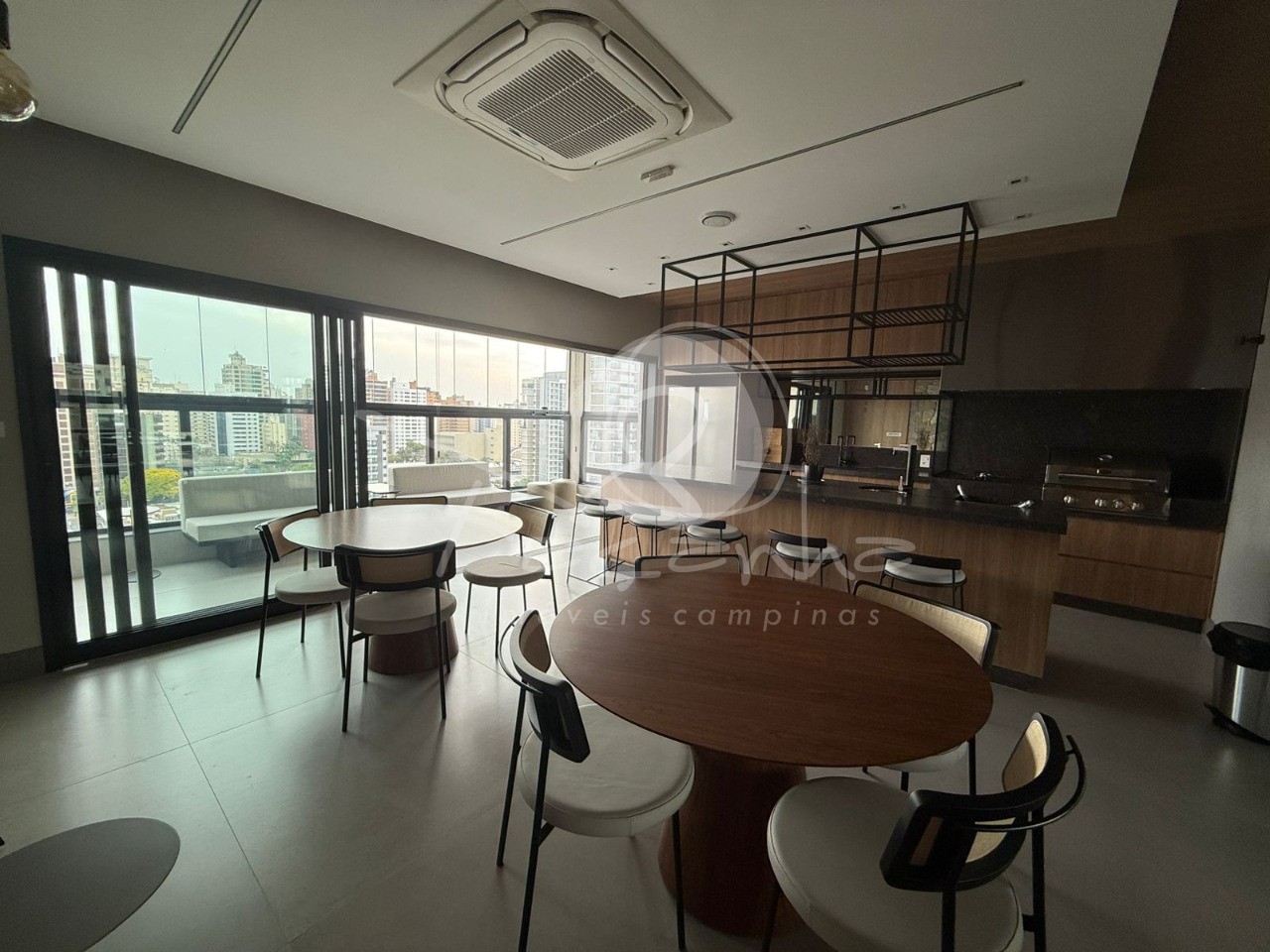 Apartamento para alugar com 1 quarto, 57m² - Foto 32