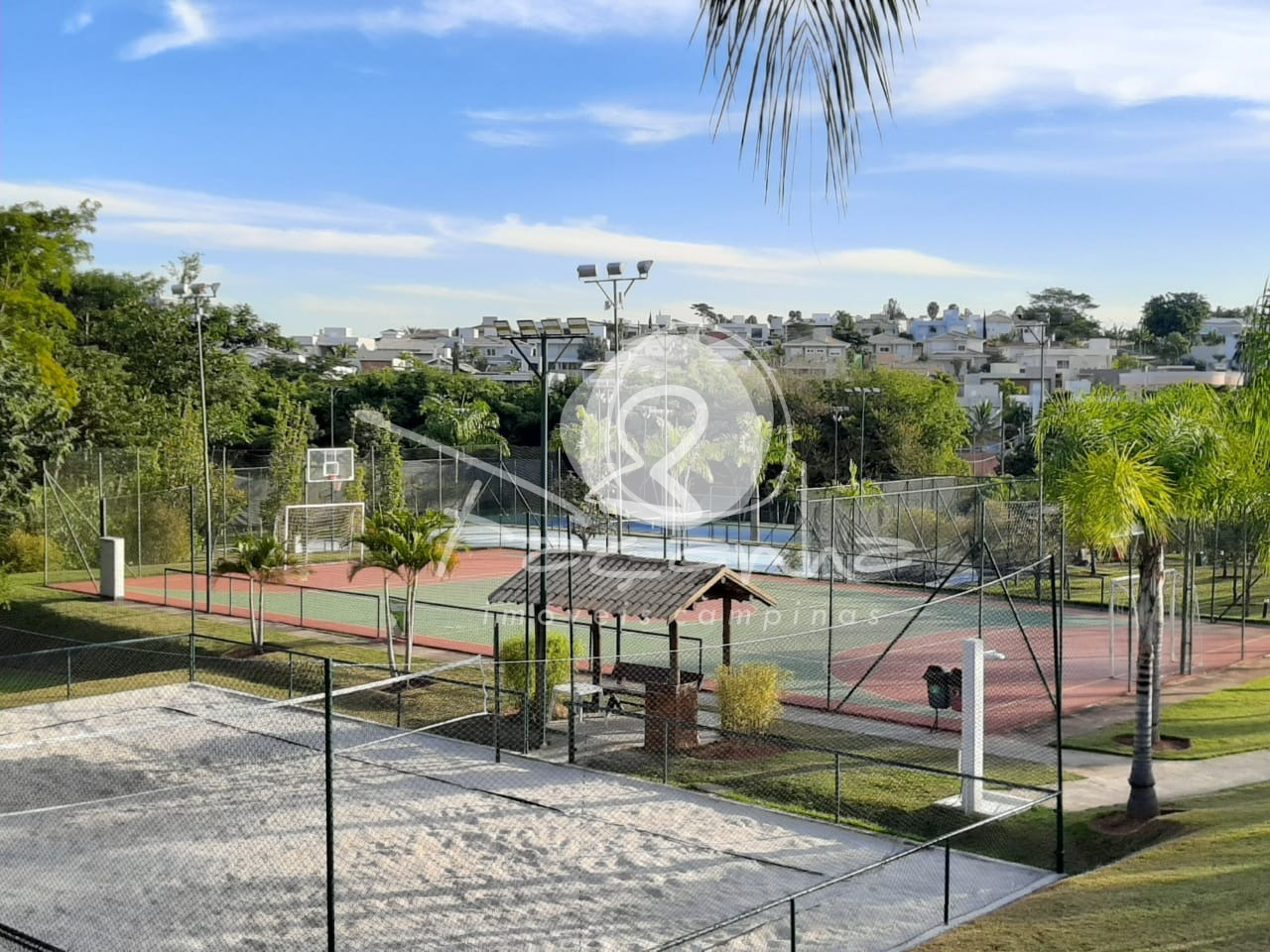 Casa de Condomínio para alugar com 4 quartos, 615m² - Foto 18