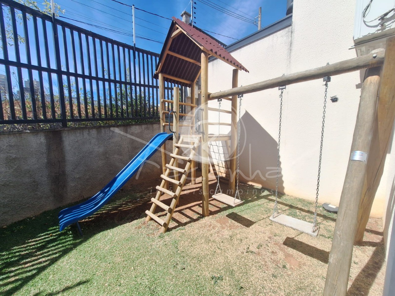 Casa de Condomínio à venda e aluguel com 3 quartos, 98m² - Foto 25