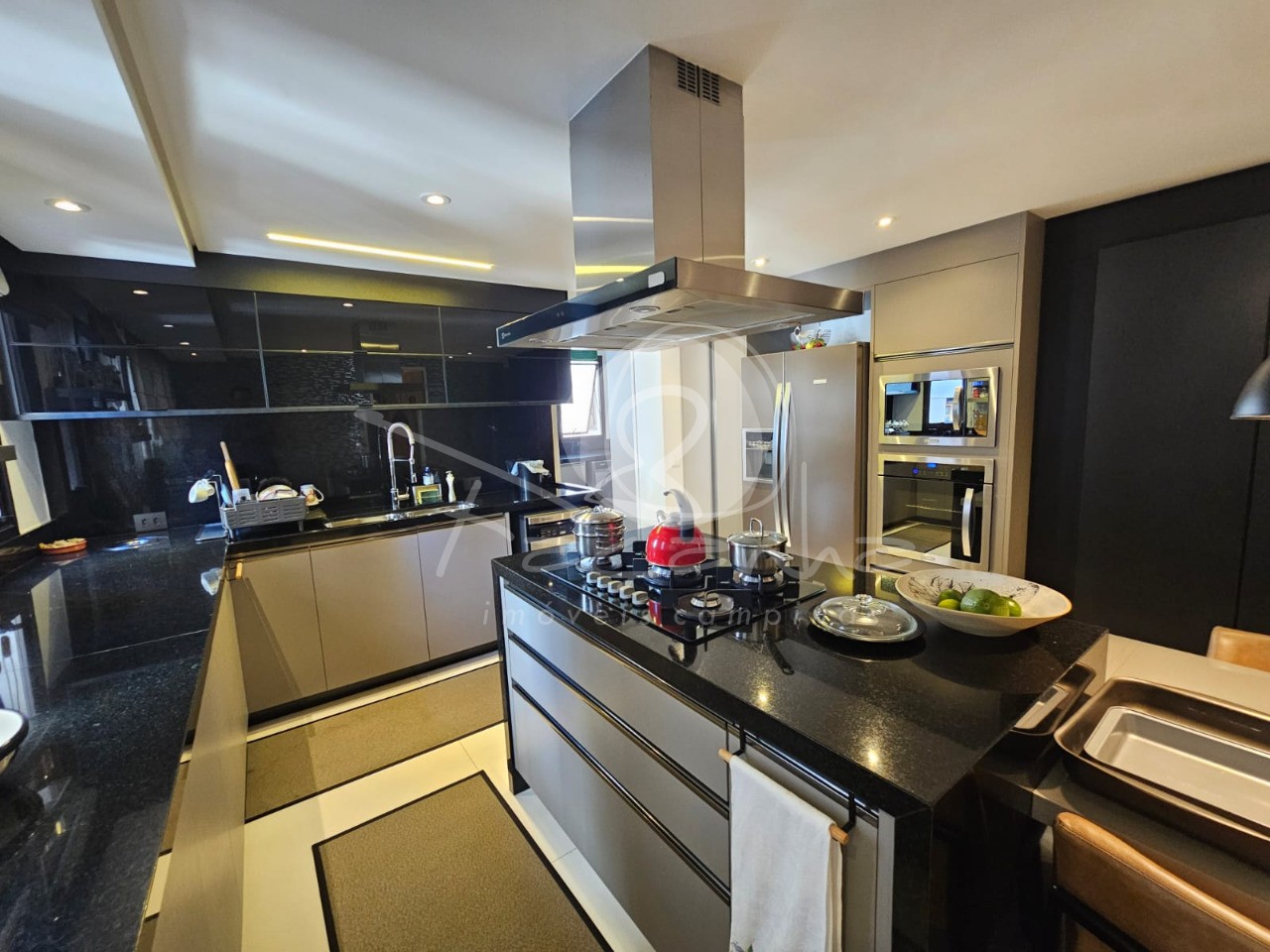 Apartamento, 4 quartos, 246 m² - Foto 32