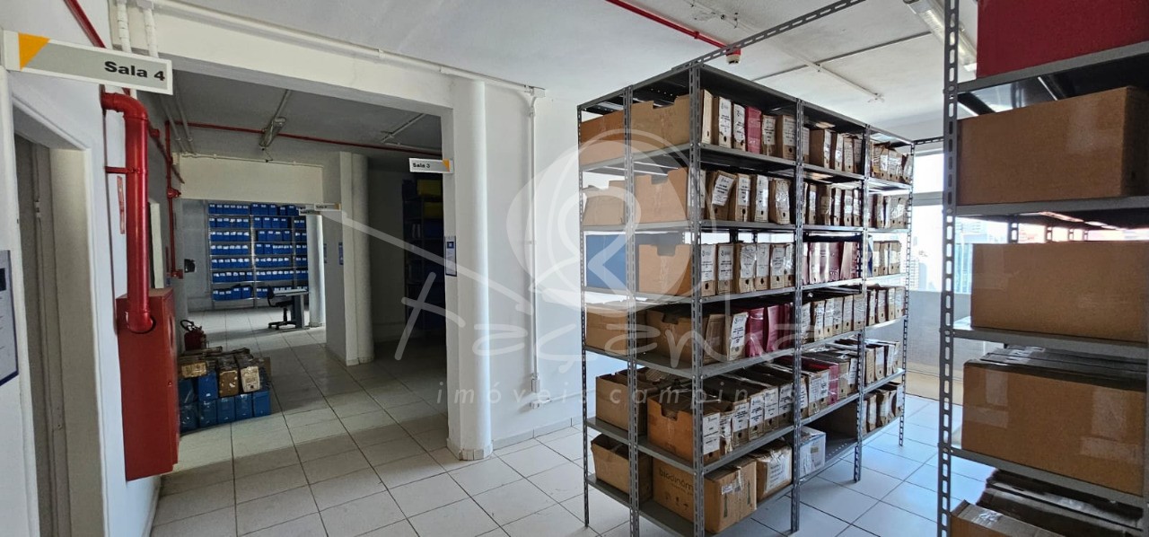 Sala-Conjunto, 541 m² - Foto 17