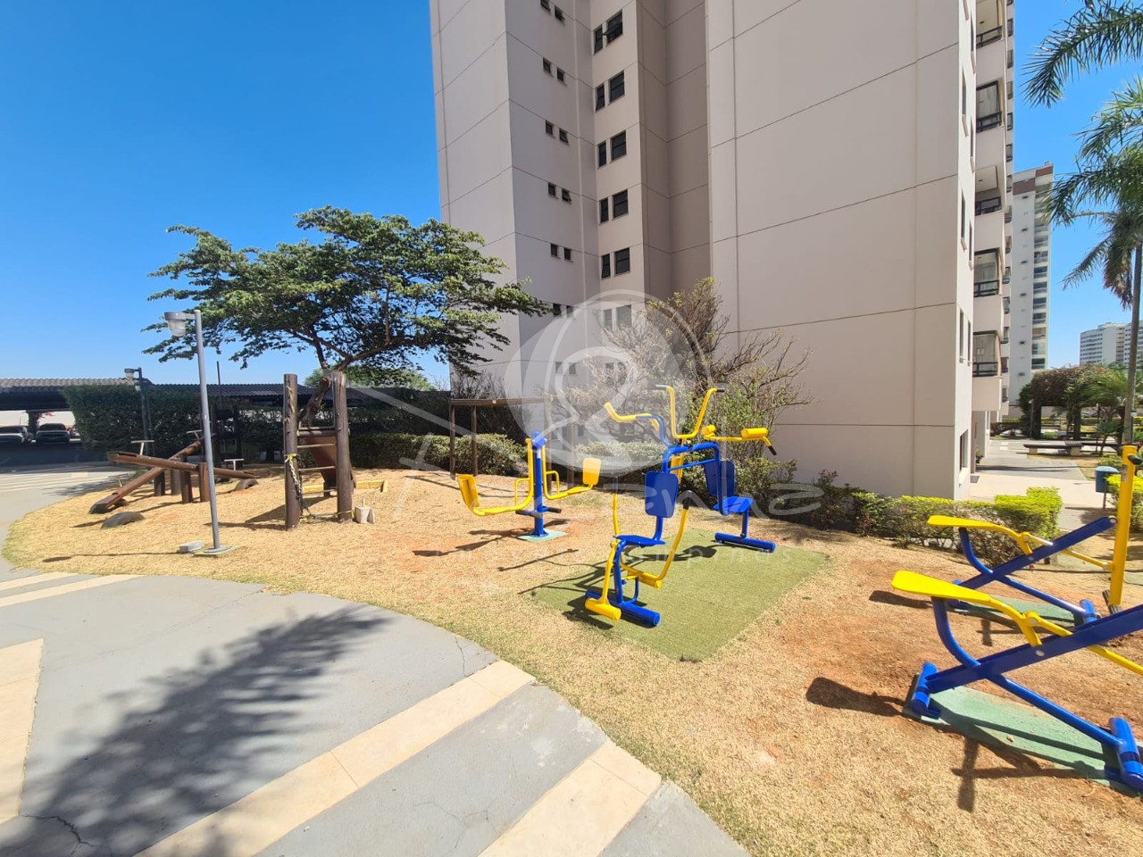 Apartamento à venda com 3 quartos, 77m² - Foto 43