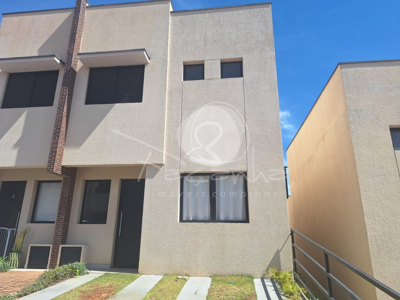 Casa de Condomínio à venda e aluguel com 3 quartos, 98m² - Foto 1