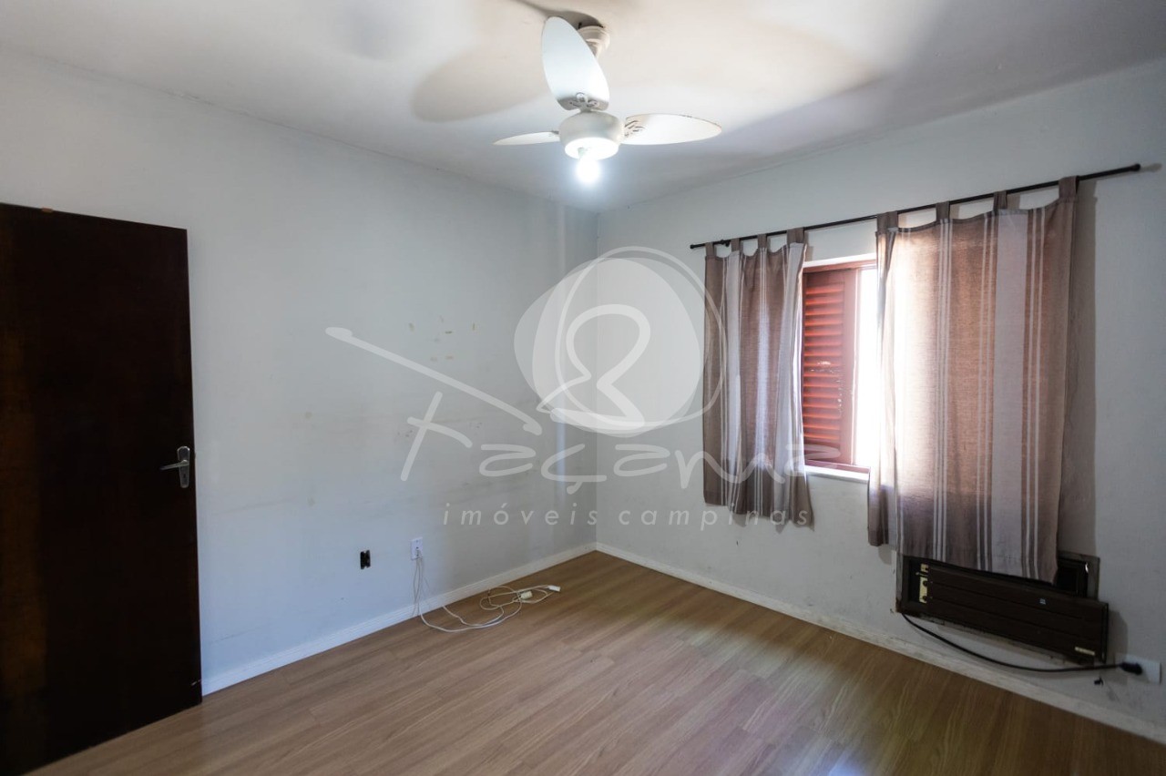 Casa à venda com 3 quartos, 233m² - Foto 13