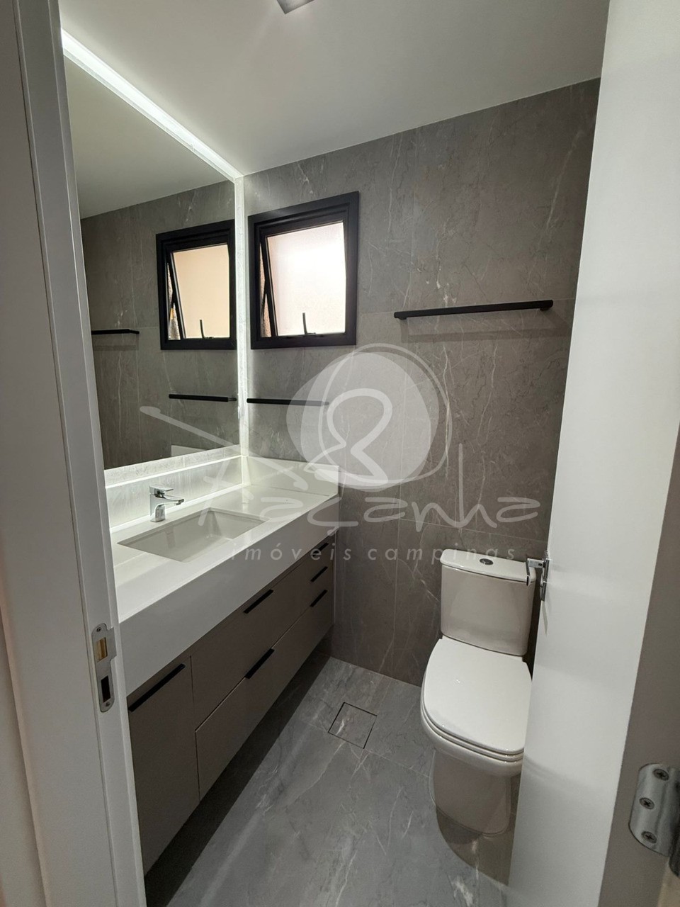 Apartamento para alugar com 1 quarto, 57m² - Foto 22