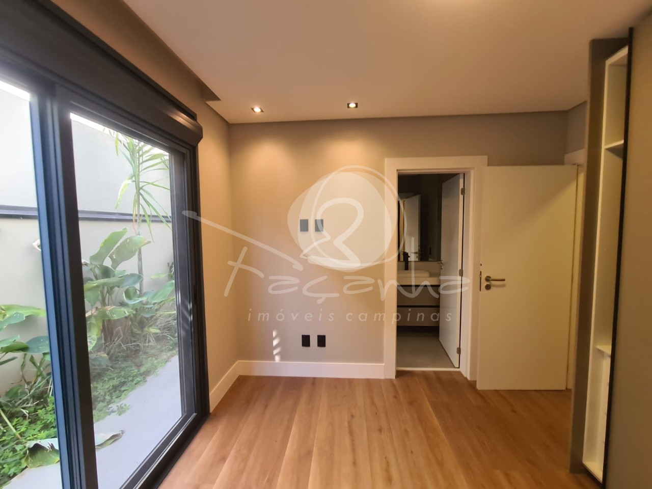 Casa de Condomínio à venda com 3 quartos, 300m² - Foto 19
