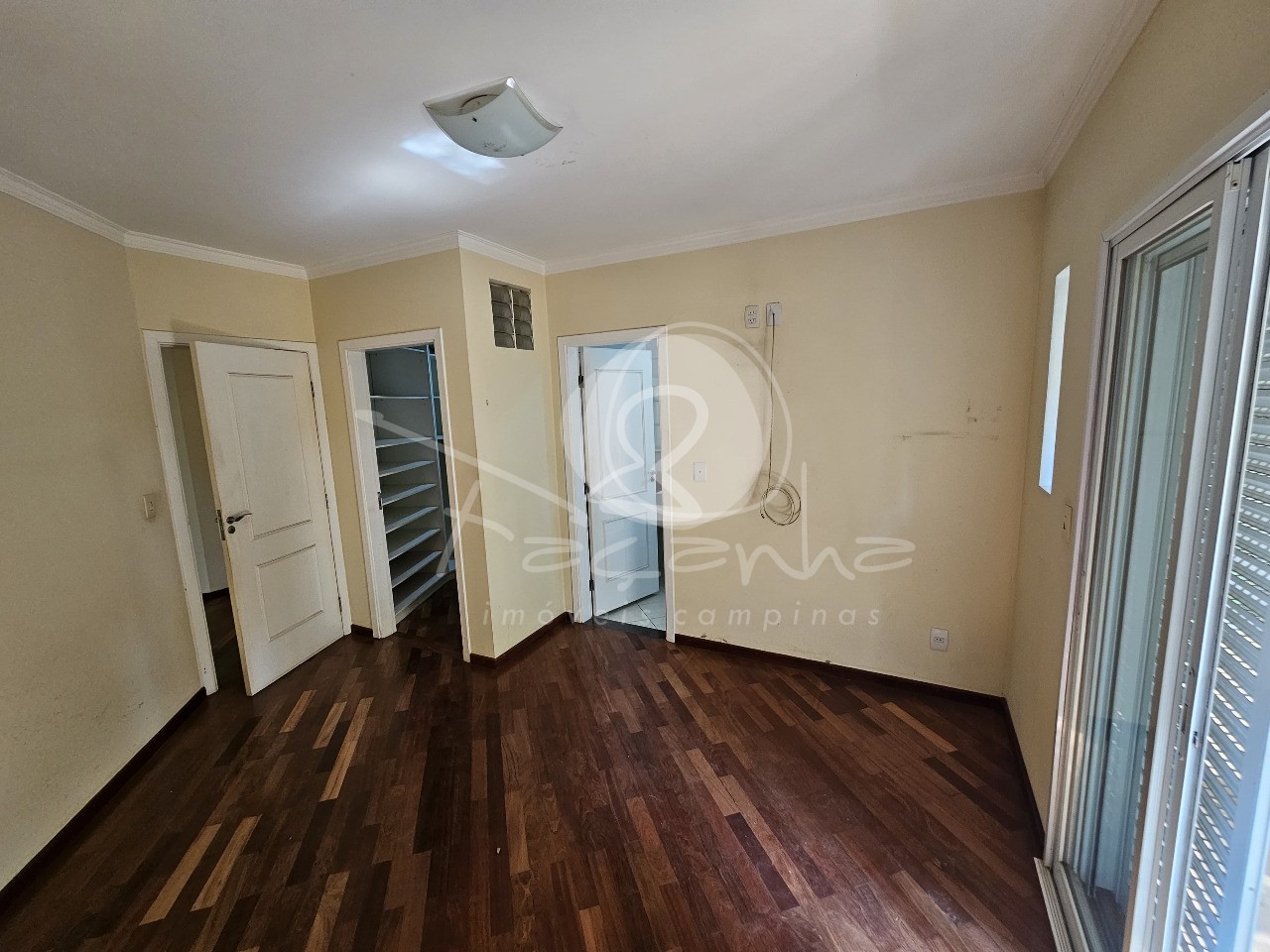 Casa de Condomínio à venda com 4 quartos, 290m² - Foto 9