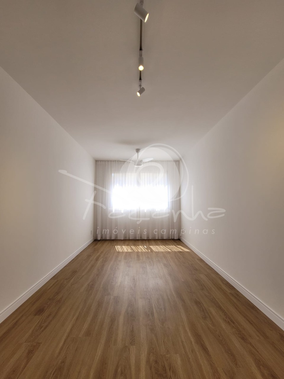 Apartamento, 1 quarto, 57 m² - Foto 2