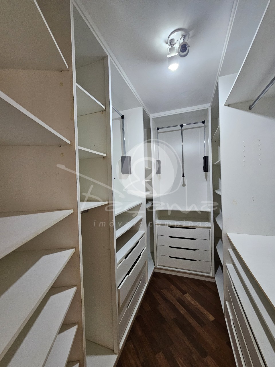 Casa de Condomínio à venda com 4 quartos, 290m² - Foto 11